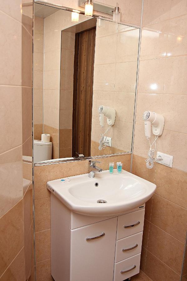 Boutique Hotel Dany Tbilisi ภายนอก รูปภาพ